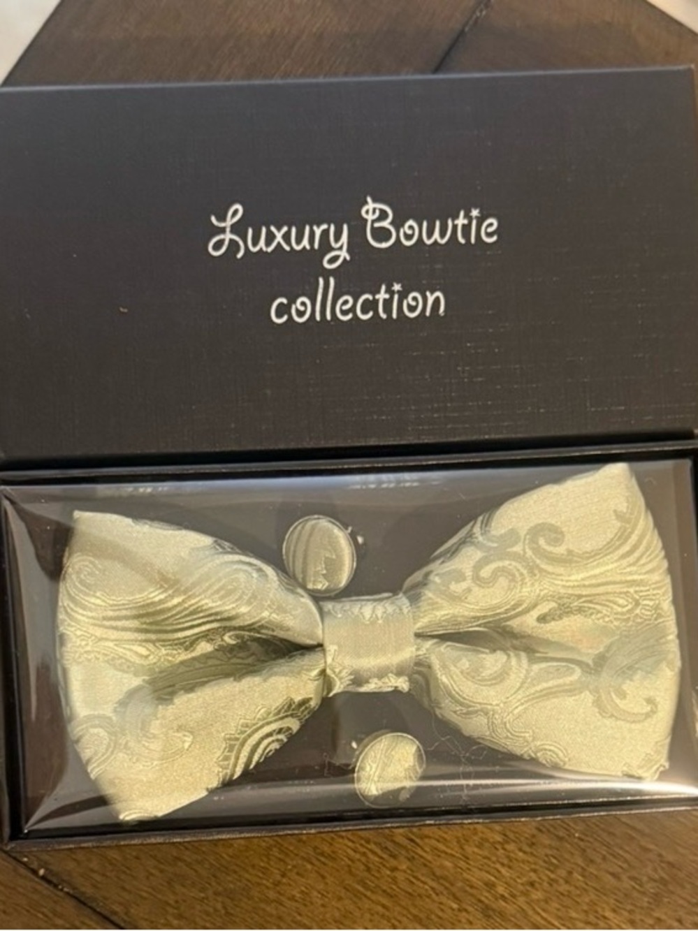 Men's Paisley Bow Tie and Cufflinks Set - Sage Green